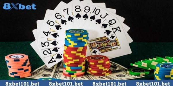 Hình ảnh về cách chơi Poker 5 lá đúng cách dành cho tân thủ.